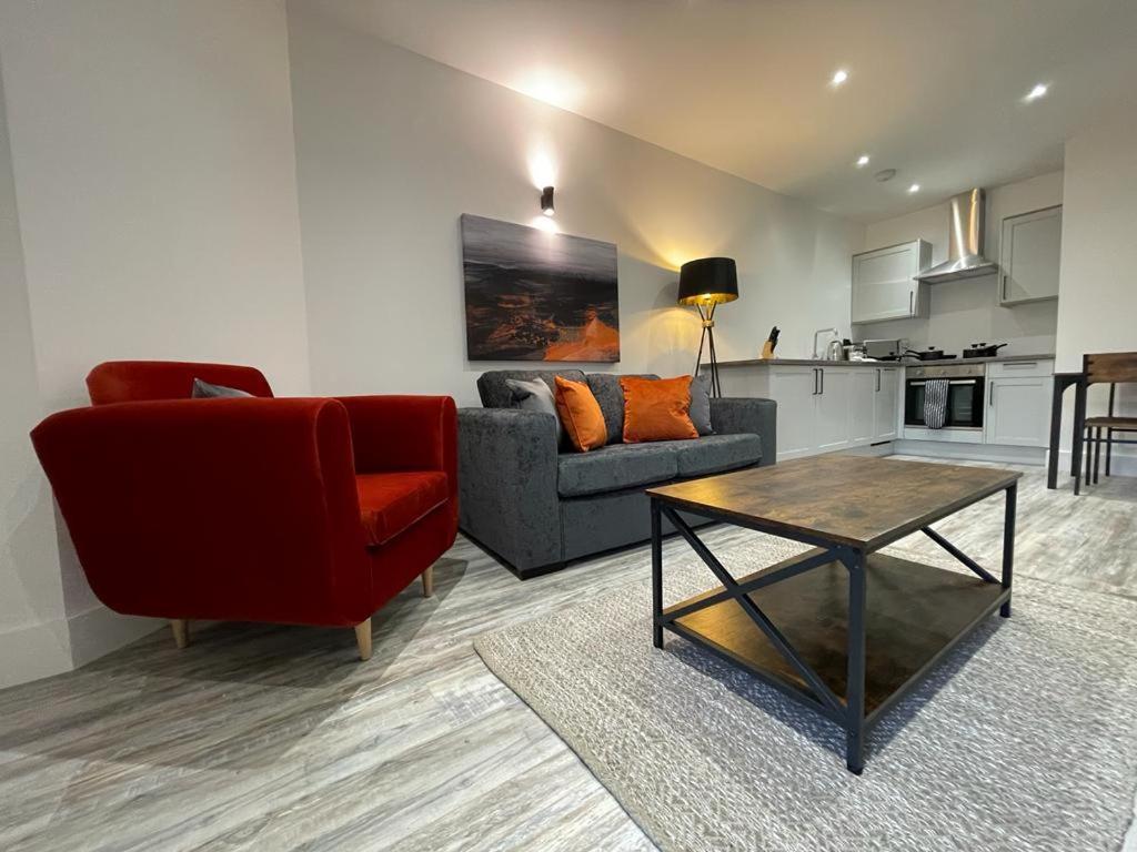 Kingsbridge Point - Cosy One Bed Apartments Near Town Centre, Свіндон Екстер'єр фото