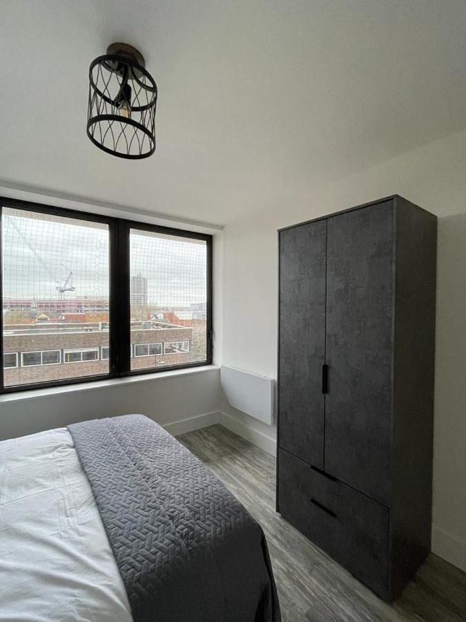 Kingsbridge Point - Cosy One Bed Apartments Near Town Centre, Свіндон Екстер'єр фото