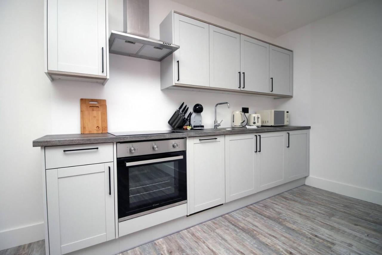 Kingsbridge Point - Cosy One Bed Apartments Near Town Centre, Свіндон Екстер'єр фото